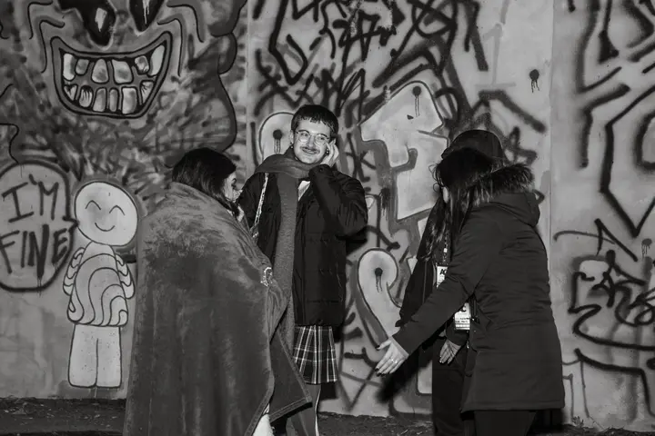 Foto dal set 44 di 64